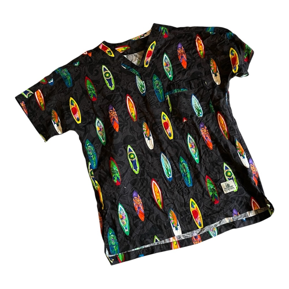 Green Scrubs VINTAGE Men’s M Colorful Surfboard Print with Pocket Shirt V-Neck*